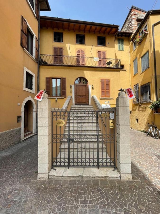 Apartamento Antico Palazzo Signorile Saló Exterior foto