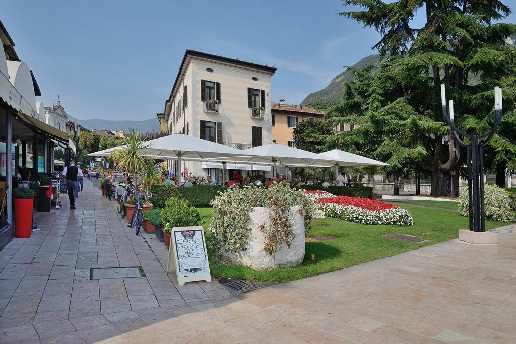 Apartamento Antico Palazzo Signorile Saló Exterior foto