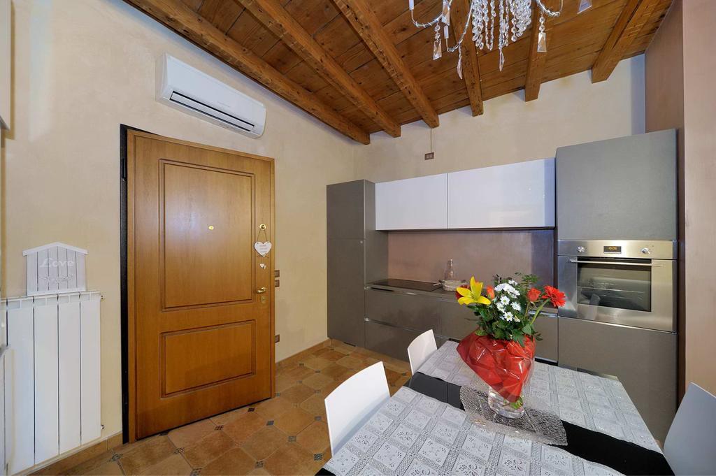Apartamento Antico Palazzo Signorile Saló Exterior foto